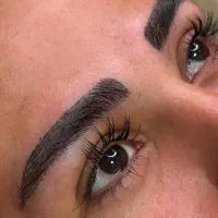 مدل کاشت ابرو فقط ۸ میلیون تومان