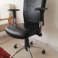 صندلی کارشناسی کاملا نو