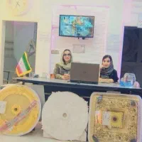 منشی خانم جهت کار در دکوراسیون داخلی