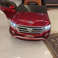 ماشبن شارژی لکسوس تمیز و مرتب