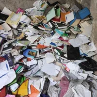 خریدار وفروش کتاب روزنامه کاغذ زونکن سی دی زینگ|عمده‌فروشی|تهران, فلسطین (میدان انقلاب)|دیوار