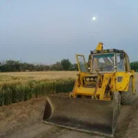 خدمات بیل بکهو ، گود برداری تسطیح خاکبرداری