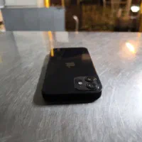گوشی ایفون 12 نرمال