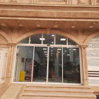 درب اتوماتیک فریم رنگی شیشه ده میل