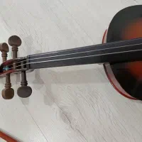 ویالون آموزشی|ویولن|نمین, |دیوار