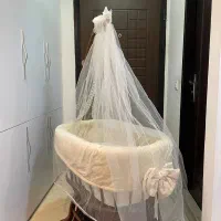 گهواره چوبی نوزاد