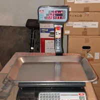 انواع ترازوی کارکرده و نو موجود میباشد قیمت مناسب