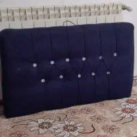 پشتی نگین دار