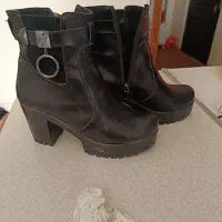 بوت کفش زنانه|کیف، کفش، کمربند|هشتگرد, شهرک گلها|دیوار