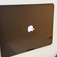 ipad m4 pro|تبلت|اصفهان, رکن الدوله غربی|دیوار