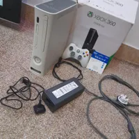 ایکس باکس ۳۶۰ xbox360 جیتگ شده و لنز کاملا سالم