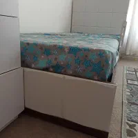 تخت یک نفره