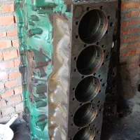 فروشگاه قطعات استوک کامیون|قطعات یدکی و لوازم جانبی|مهاباد (آذربایجان غربی), |دیوار