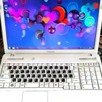 فروش لب تاپ توشیبا i3