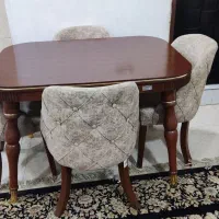 میز ناهار خوری