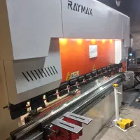پرس برک ۱۶۰ تن (۳ محوره  cnc با کرونینگ)