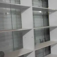 قفسه و دکوراسیون مغازه