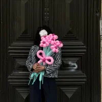 دسته گل بادکنکی|گل مصنوعی|کرمان, |دیوار