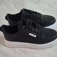 کفش سایز ۴۰