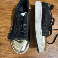چند جفت کفش اسپرت سایز ۳۶ و۳۷|کیف، کفش، کمربند|تهران, جردن|دیوار