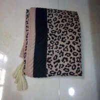 لطفا ورق بزنید چند عدد شال نوی نو