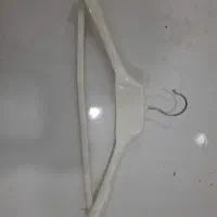 چوب لباسی هر عدد ده هزار تومن