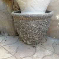 گلدان بزرگ سالم