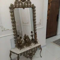 آینه و شمعدون