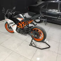 کی تی ام ۲۵۰ ریس