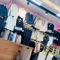 نیازمند فروشنده خانم