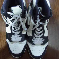 کتونی جردن سفید مشکی سایز ۴۰/۴۱