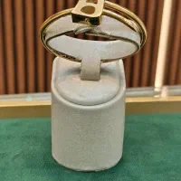 بنگل طلا بدون اجرت در حد نو