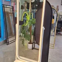 اینه بک لایت