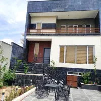 ویلا،۳۲۰ متری بنای۳۰۰ مترمدرن در مهرآباد رودهن