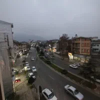 آپارتمان نبش خیابان اصلی