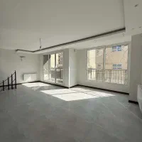 آپارتمان دوبلکس ۲طرف نور  ۱۲۰ متر خیابان ضابط زاده