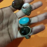 چند تا انگشتر نقره قدیمی