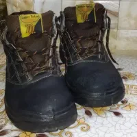 کفش کار محکم|کیف، کفش، کمربند|قیدار, |دیوار