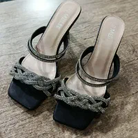 دمپایی مجلسی در حد نو سایز ۴۰و۴۱