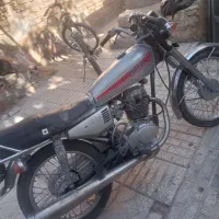 موتور هوندا۸۳