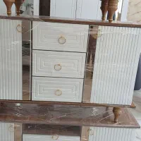 کنسول و آینه گرد.نو و بدون استفاده