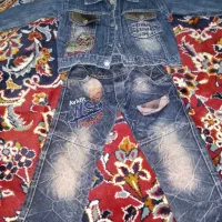 مقداری لباس بچه گانه درحد نو