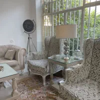 ۹۶ متری حیاط داری در شهید بهشتی
