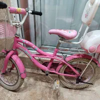 دوچرخه ۱۶ صورتی