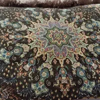 روبالشتی دارم برای فروش