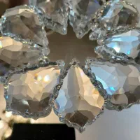 آویز کریستال