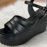 کفش پاشنه بلند|کیف، کفش، کمربند|سلماس, |دیوار