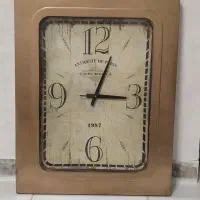 ساعت دیواری