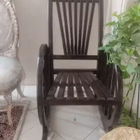 صندلی راک چوبی
