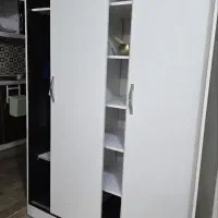 کمد لباس هیگلاس